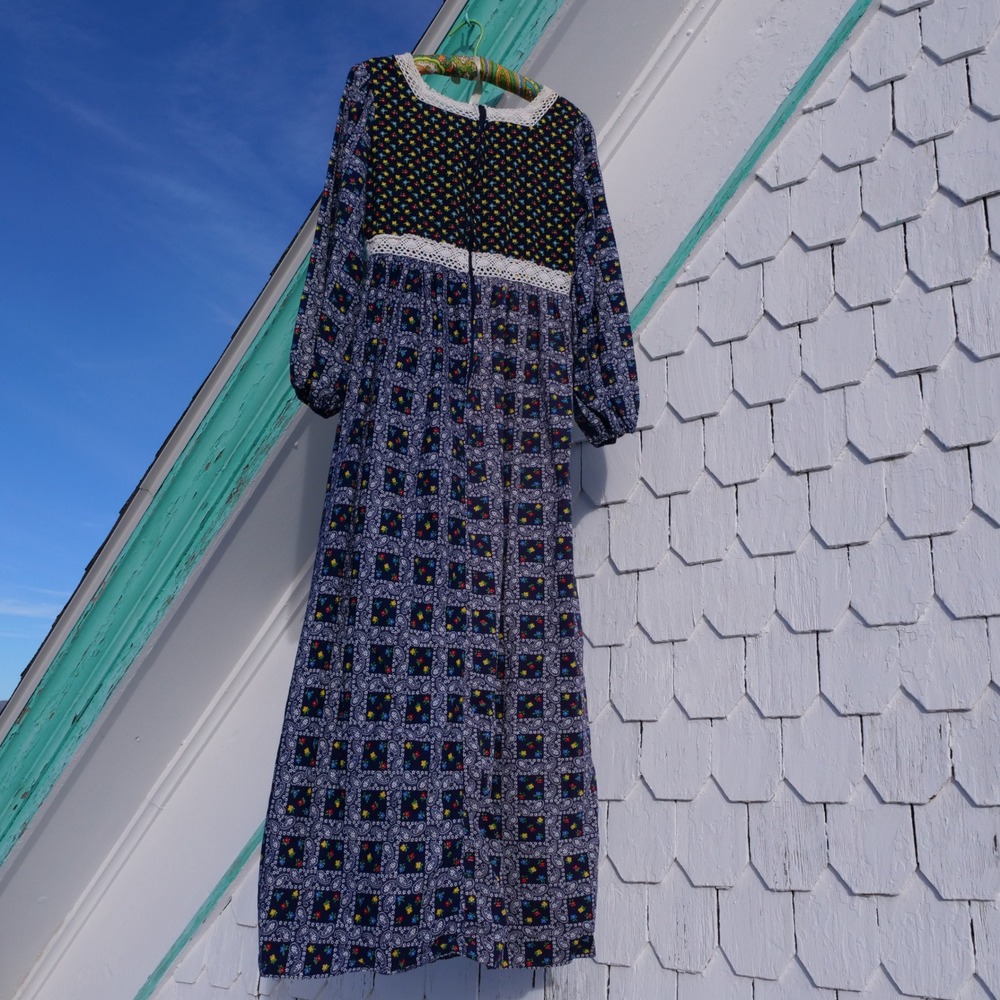 Great vintage 70s calico‎ print maxi peasant dress - Picture 7 of 8